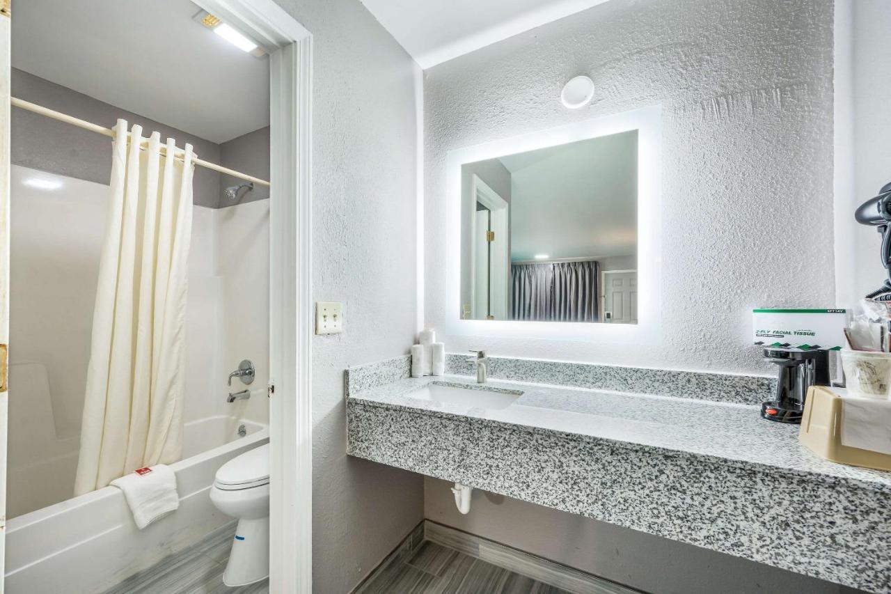 Econo Lodge Russellville Dış mekan fotoğraf
